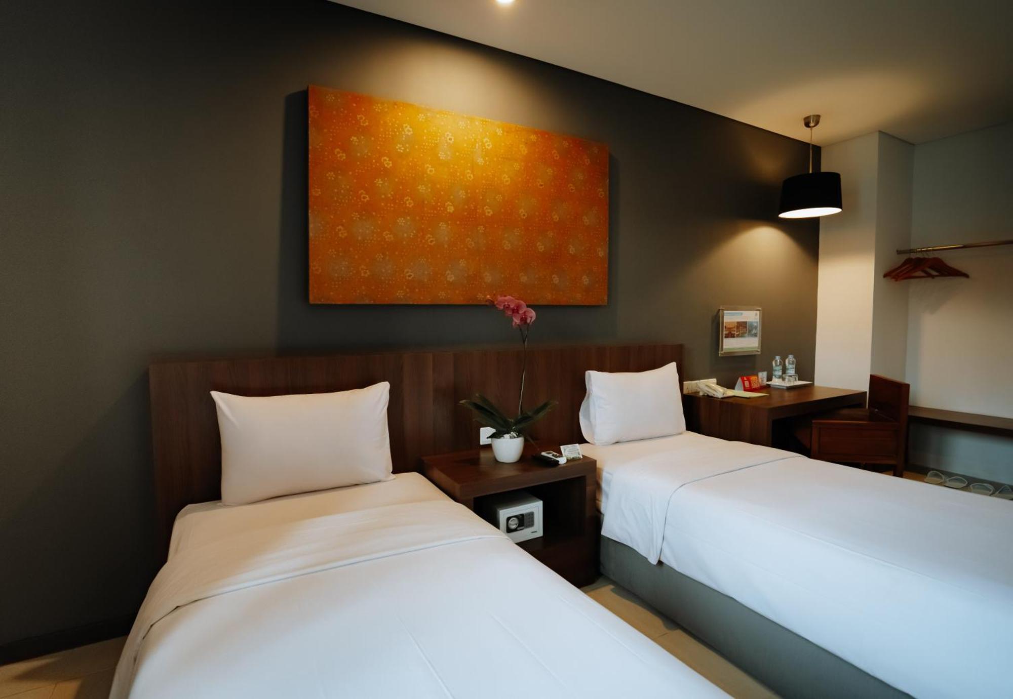Praja Hotel Denpasar Exterior foto