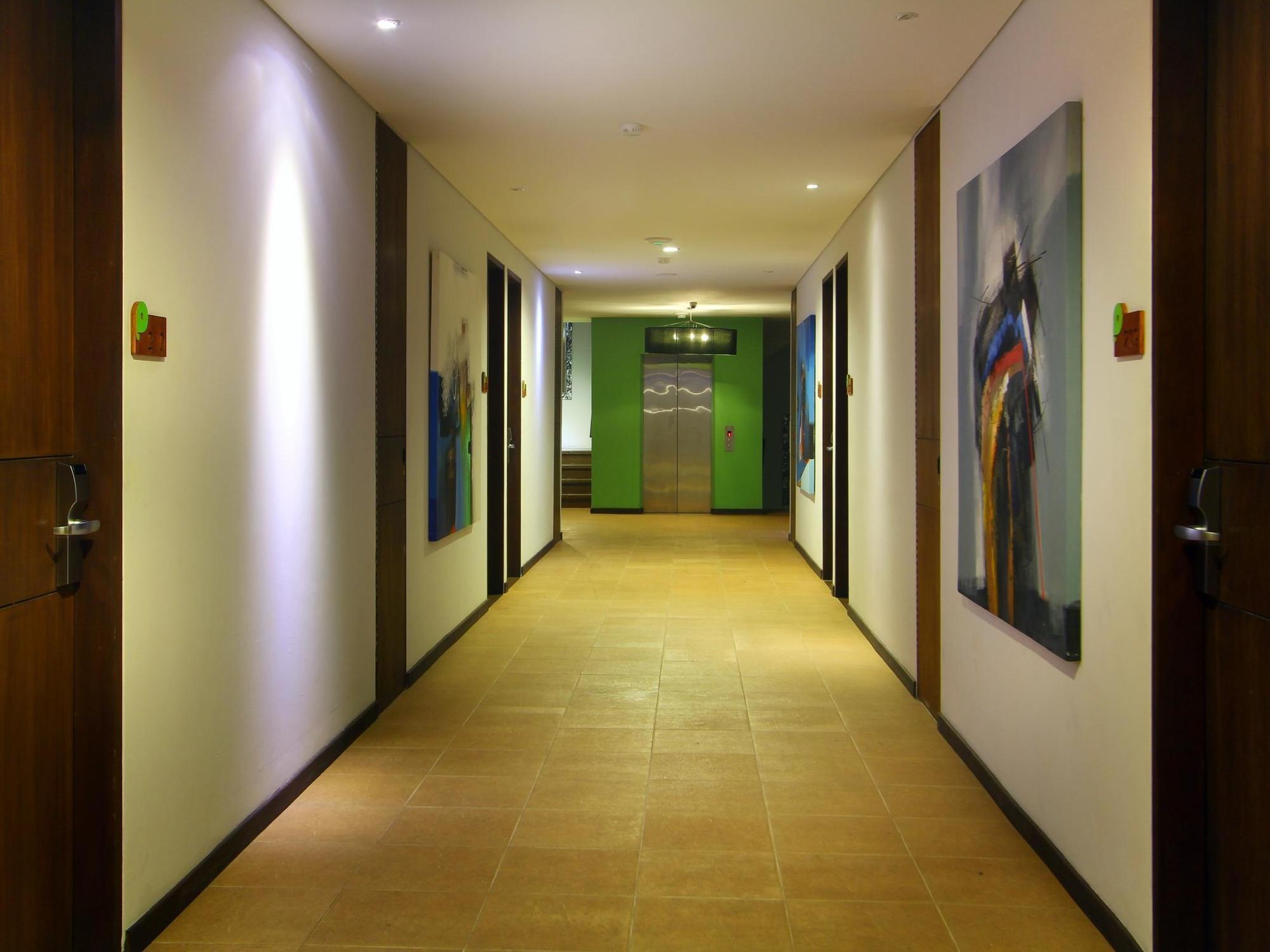 Praja Hotel Denpasar Exterior foto
