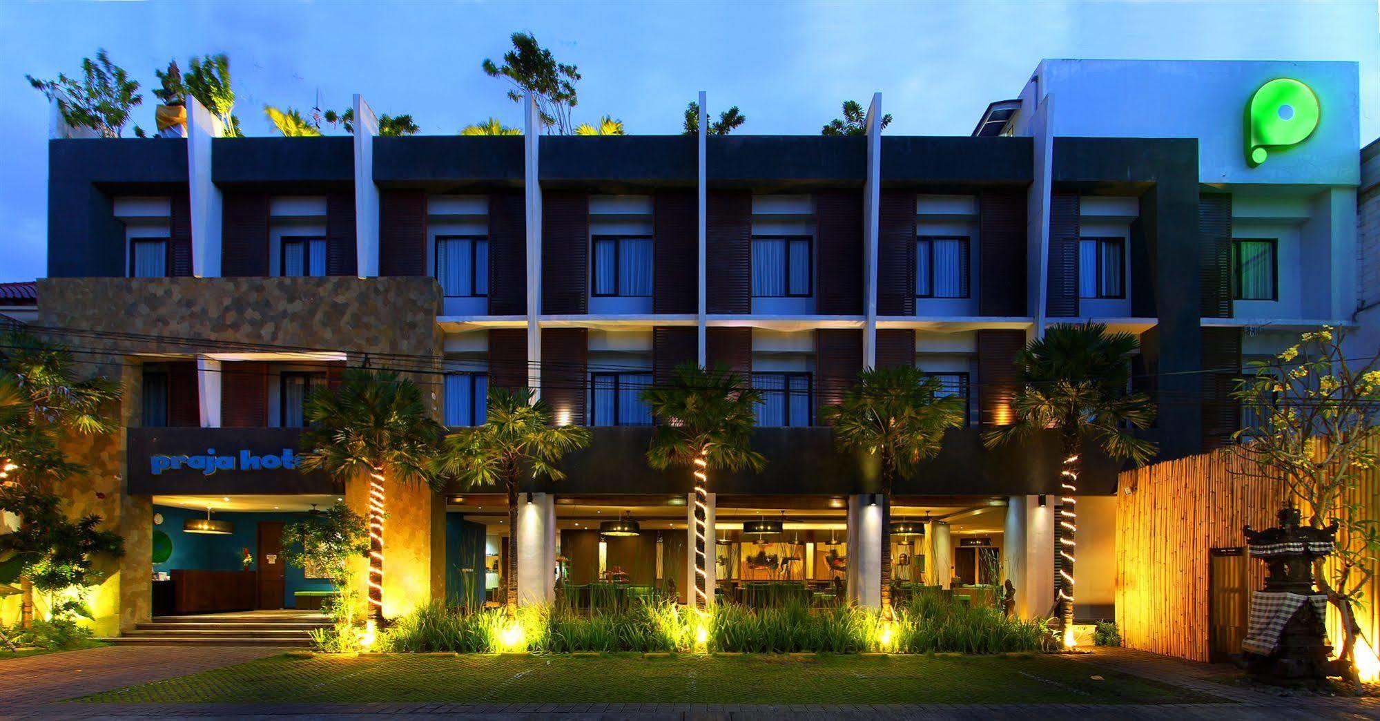 Praja Hotel Denpasar Exterior foto
